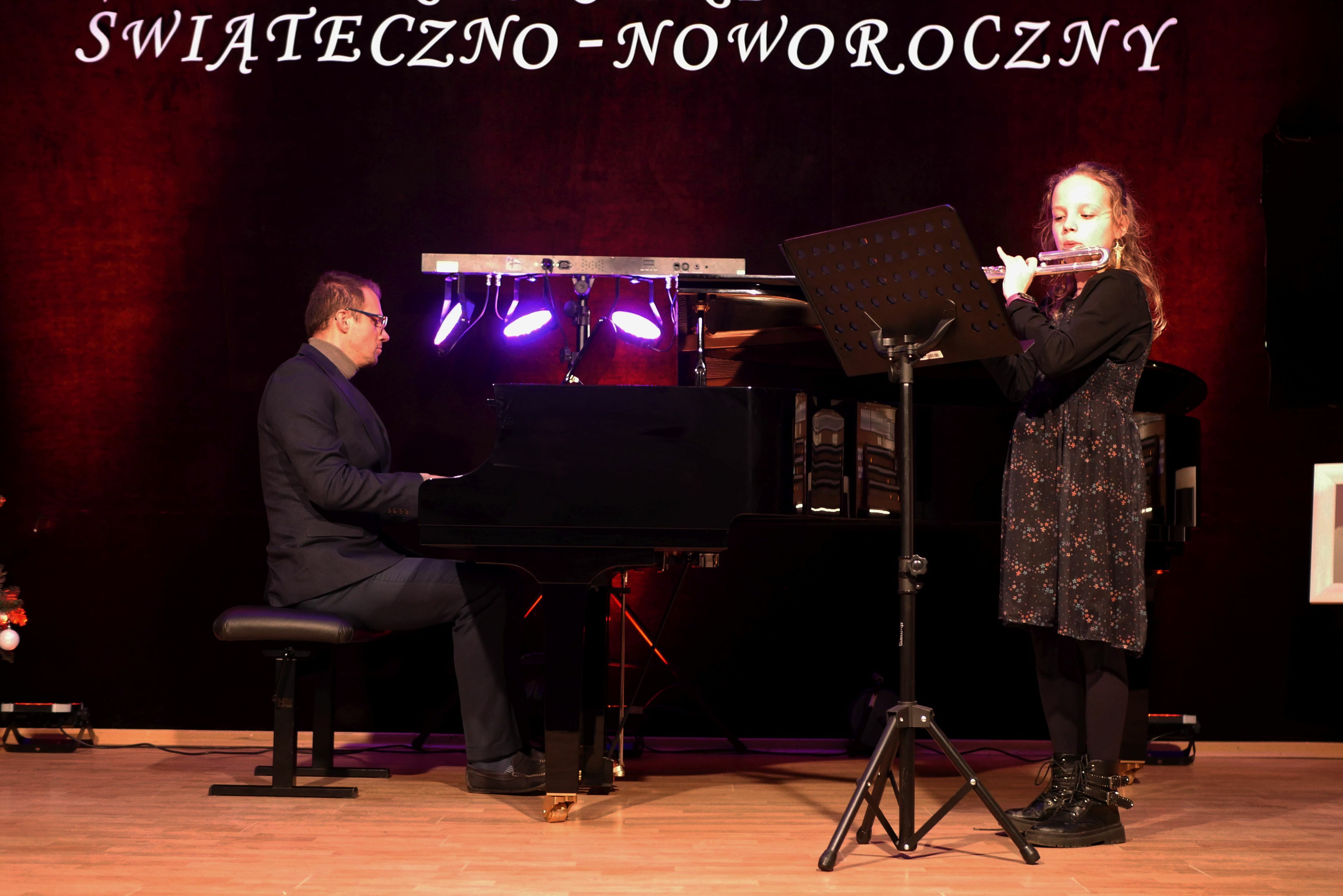 Koncert Świąteczno-Noworoczny - zdjęcie nr 13