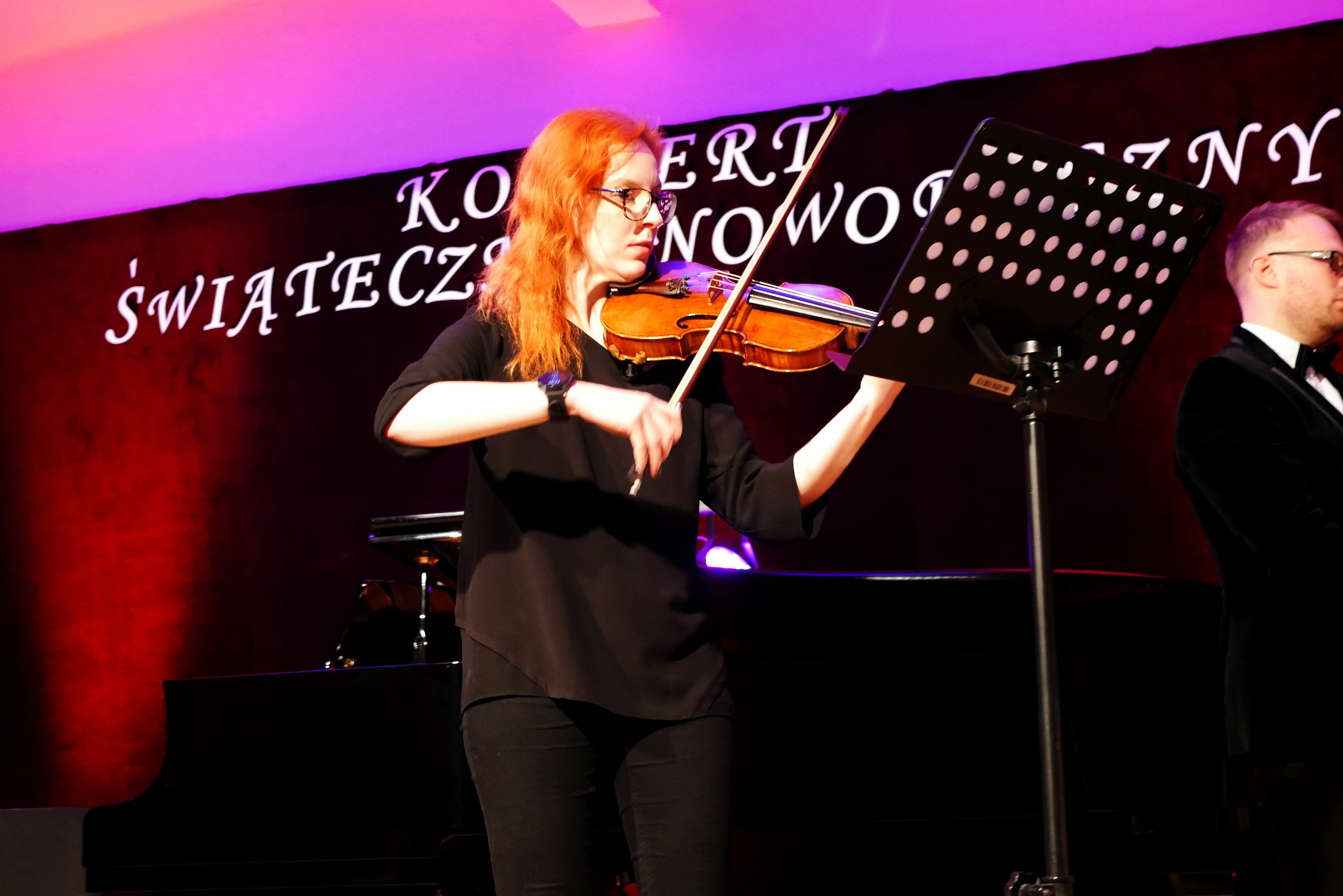 Koncert Świąteczno-Noworoczny - zdjęcie nr 31