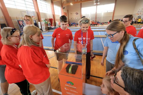 643915782_122279510708217651_4465210513852731420_n